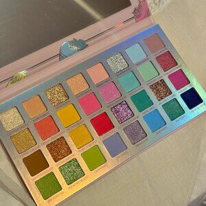 Macaron Magic - Pressed Pigment Palette Amorus